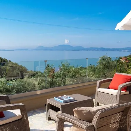 Simpson Secret Corfu * Nisaki (Corfu)