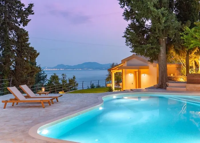 Vila Simpson Secret Corfu *